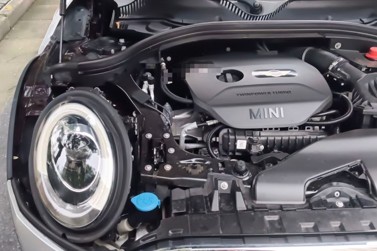 Used MINI Clubman 2016 1.5T COOPER Engine Bay Right