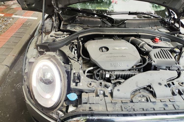 Used MINI Clubman 2016 Revised Version 1.5T COOPER Connoisseur Edition Engine Bay Right