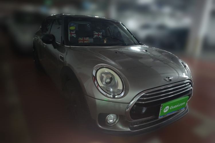 Used MINI Clubman 2016 Revised Version 1.5T COOPER Connoisseur Edition Front Right 45 Deg