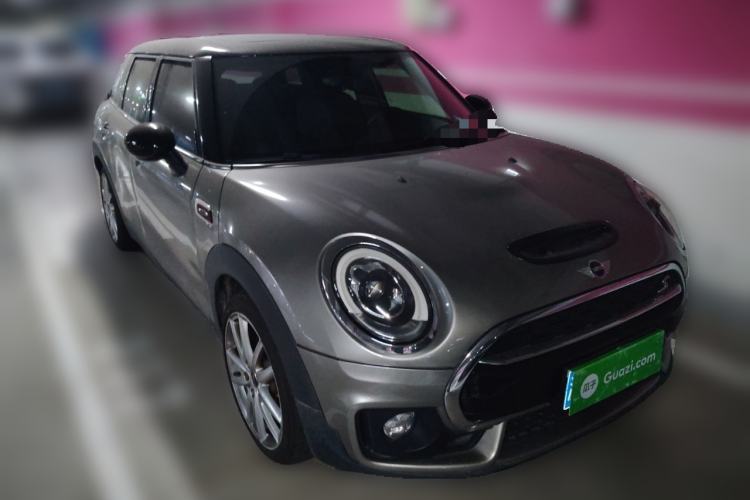 Used MINI Clubman 2016 Revised 2.0T COOPER S Front Right 45 Deg