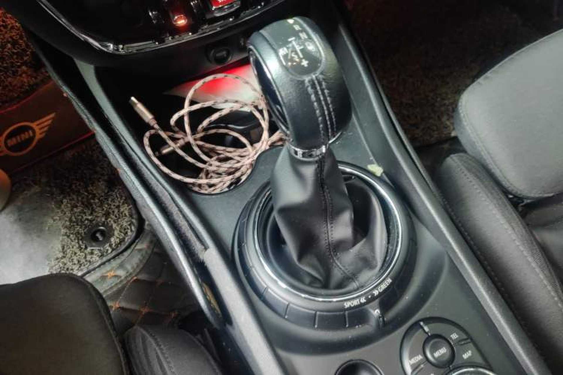 Used MINI Clubman 2016 1.5T COOPER Geek Edition Gear Lever