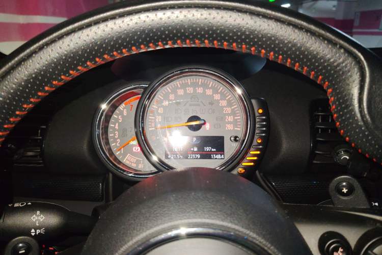 Used MINI Clubman 2016 Revised 2.0T COOPER S Instrument Cluster