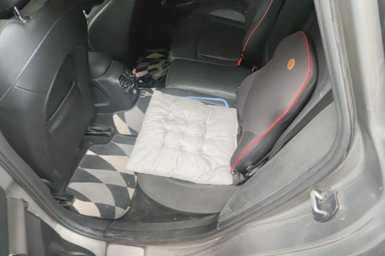 Used MINI Clubman 2016 Revised Version 1.5T COOPER Connoisseur Edition Left Rear Seat