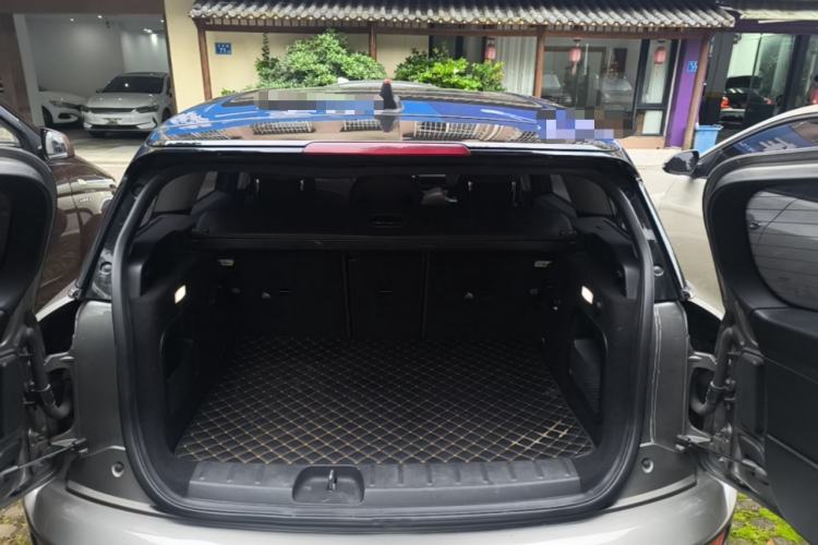 Used MINI Clubman 2016 Revised Version 1.5T COOPER Connoisseur Edition Trunk