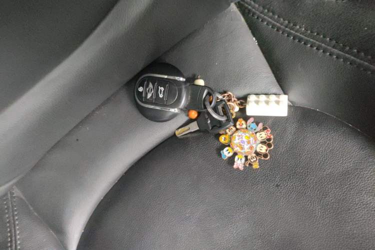 Used MINI Clubman 2016 Revised Version 1.5T COOPER Connoisseur Edition Vehicle Key