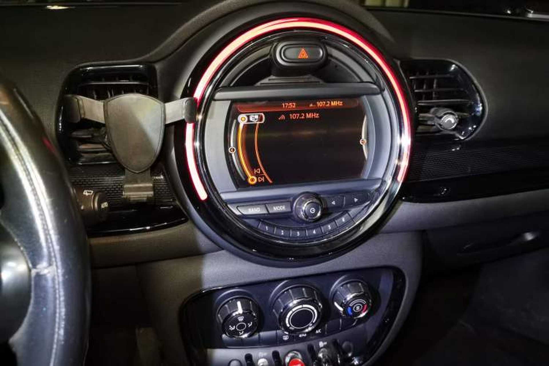 Used MINI Clubman 2016 1.5T COOPER Audio And AC Panel