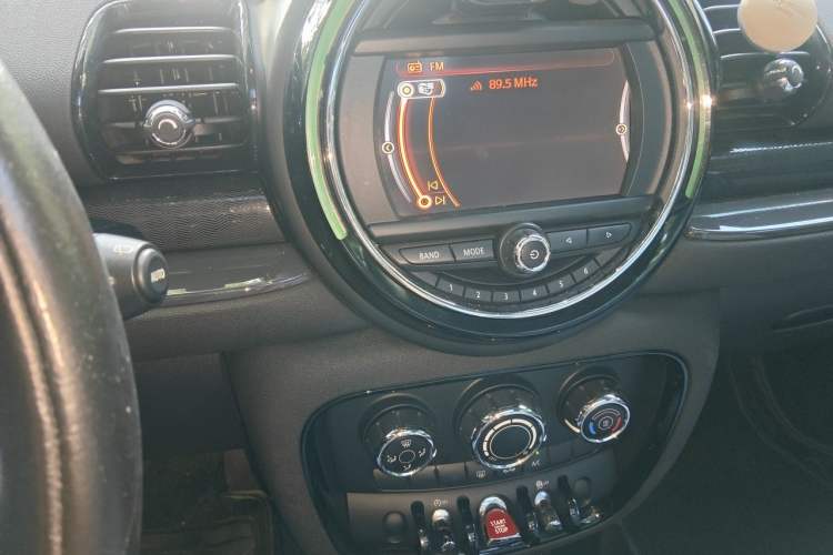 Used MINI Clubman 2016 Revised 1.5T COOPER Audio And AC Panel