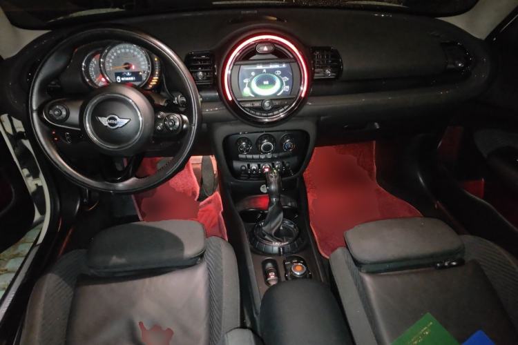 Used MINI Clubman 2016 Revised 1.5T COOPER Center Console