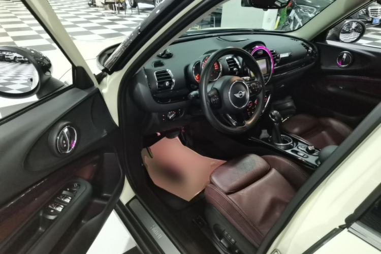 Used MINI Clubman 2016 Revised Version 1.5T COOPER Connoisseur Edition Driver Seat