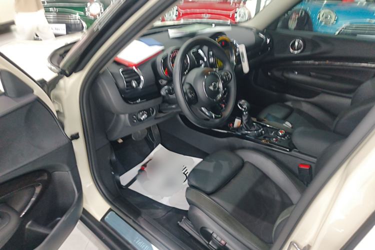 Used MINI Clubman 2016 Revised Version 1.5T COOPER Connoisseur Edition Driver Seat