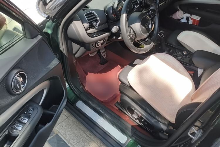 Used MINI Clubman 2016 Revised Version 1.5T COOPER Connoisseur Edition Driver Seat