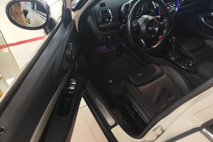 Used MINI Clubman 2016 Revised Version 1.5T COOPER Connoisseur Edition Driver Seat