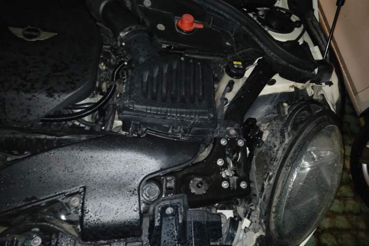 Used MINI Clubman 2016 Revised 1.5T COOPER Engine Bay Left