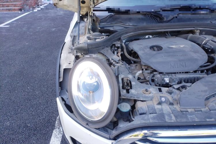 Used MINI Clubman 2016 Revised Version 1.5T COOPER Connoisseur Edition Engine Bay Right