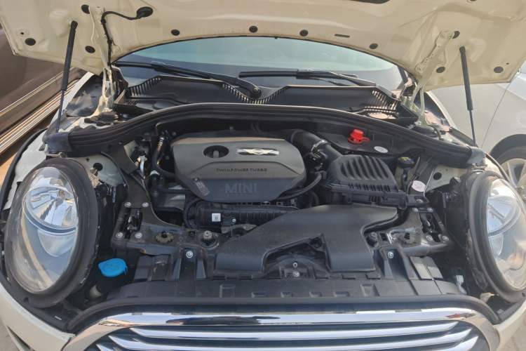 Used MINI Clubman 2016 Revised 1.5T COOPER Engine Bay