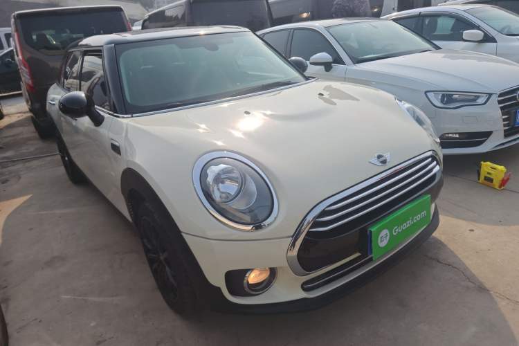 Used MINI Clubman 2016 Revised 1.5T COOPER Front Right 45 Deg