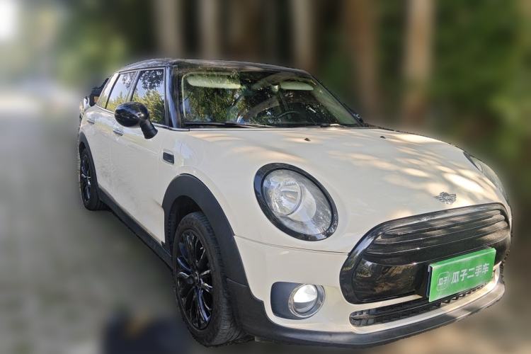 Used MINI Clubman 2016 Revised 1.5T COOPER Front Right 45 Deg