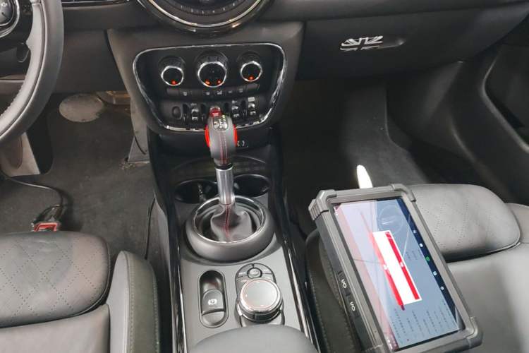 Used MINI Clubman 2016 Revised Version 2.0T COOPER S Geek Edition Gear Lever