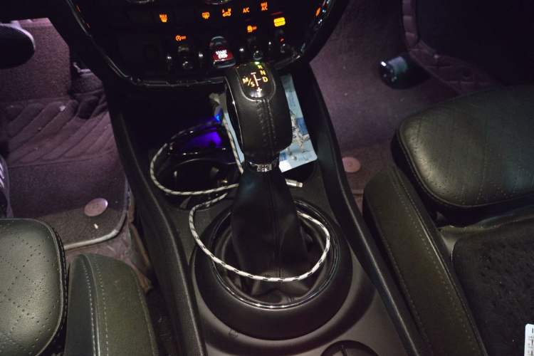 Used MINI Clubman 2016 Revised Version 1.5T COOPER Connoisseur Edition Gear Lever
