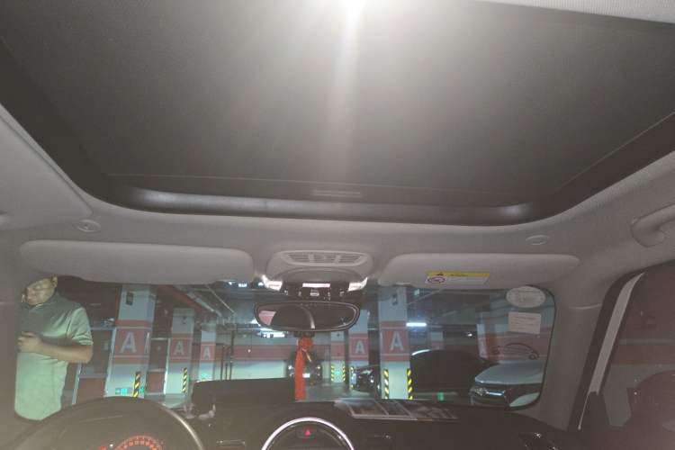 Used MINI Clubman 2016 Revised Version 1.5T COOPER Connoisseur Edition Headliner