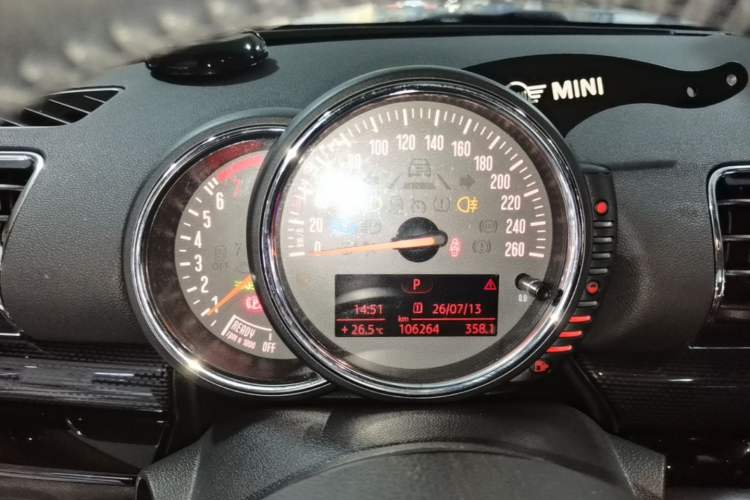 Used MINI Clubman 2016 Revised Version 1.5T COOPER Connoisseur Edition Instrument Cluster