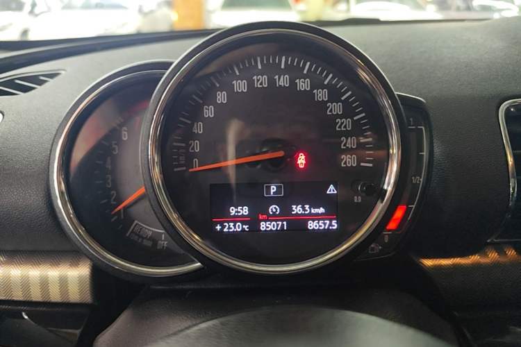 Used MINI Clubman 2016 Revised Version 1.5T COOPER Connoisseur Edition Instrument Cluster