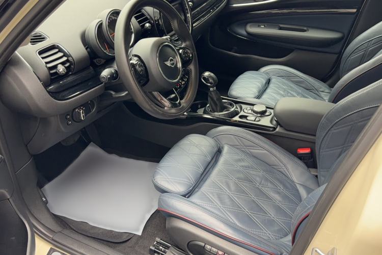 Used MINI Clubman 2016 Revised Version 2.0T COOPER S Connoisseur Edition Interior 1