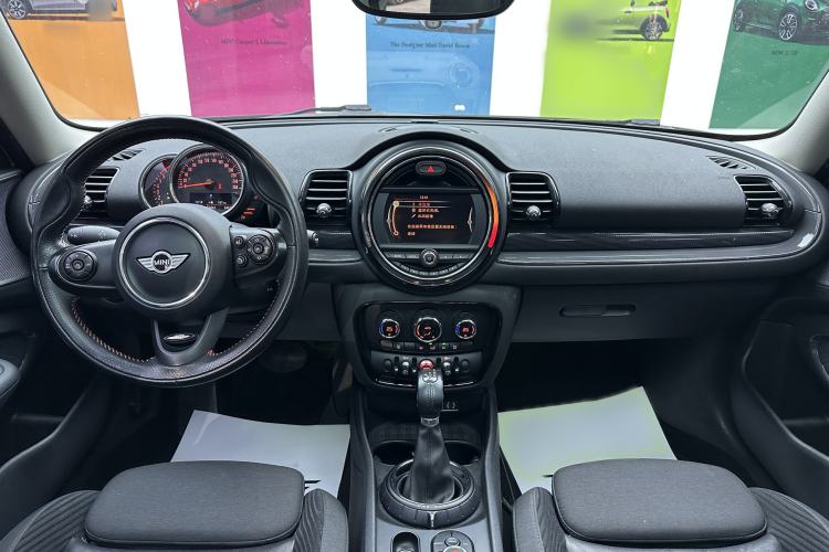 Used MINI Clubman 2016 Revised 2.0T COOPER S Interior 3
