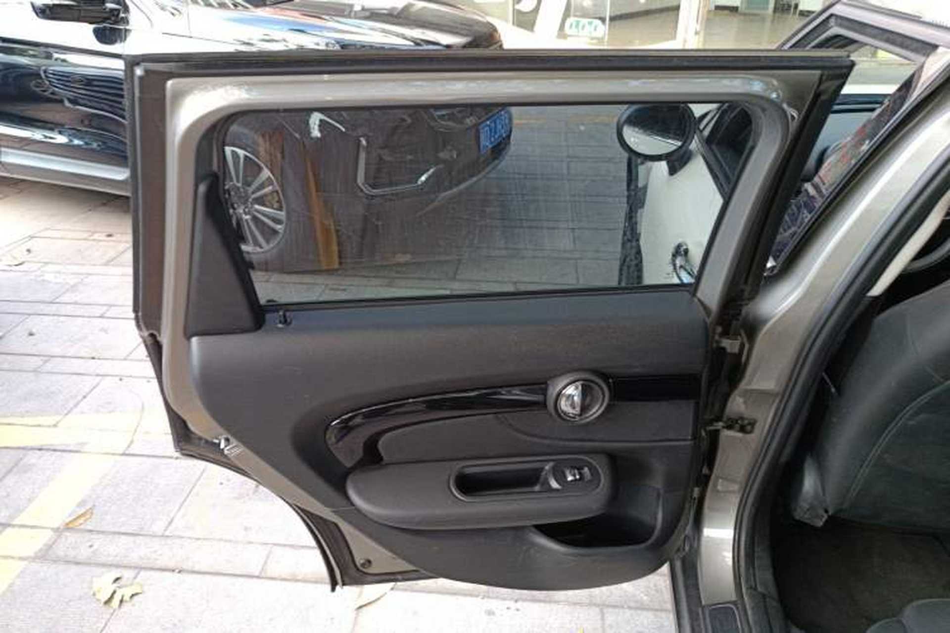 Used MINI Clubman 2016 1.5T ONE Internet Limited Edition Interior 8