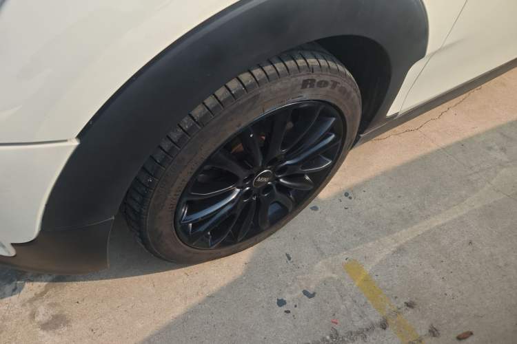 Used MINI Clubman 2016 Revised 1.5T COOPER Left Front Wheel Hub