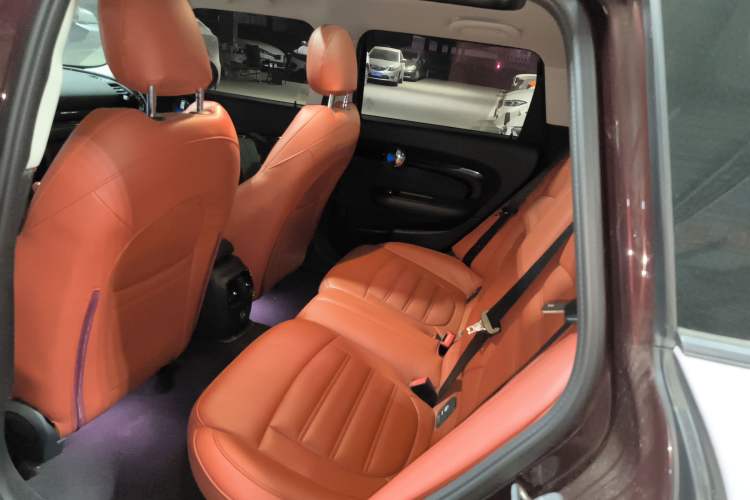 Used MINI Clubman 2016 2.0T COOPER S Left Rear Seat