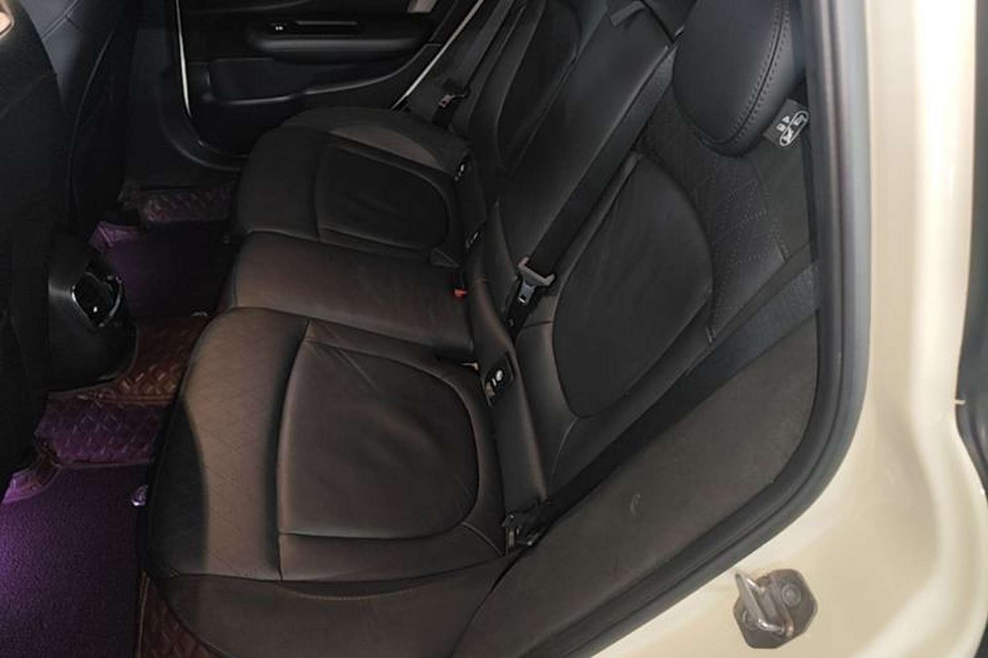 Used MINI Clubman 2016 Revised Version 1.5T COOPER Connoisseur Edition Left Rear Seat