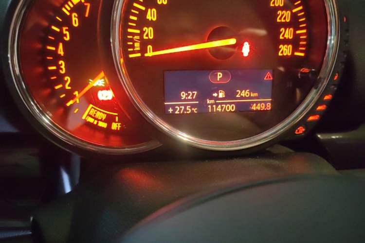 Used MINI Clubman 2016 Revised 1.5T COOPER Odometer Close Up
