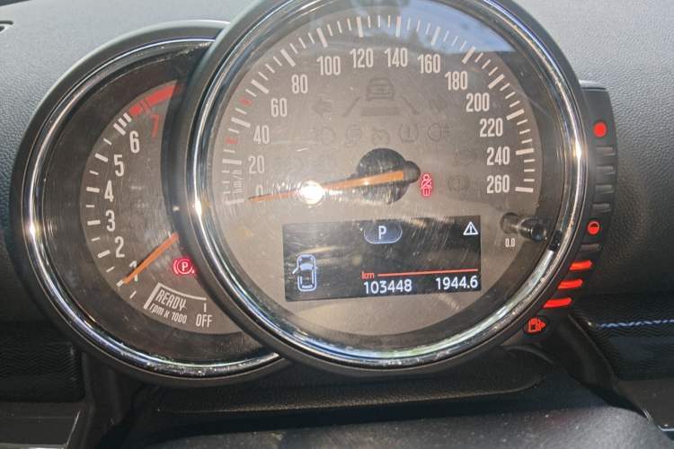 Used MINI Clubman 2016 Revised 1.5T COOPER Odometer Close Up