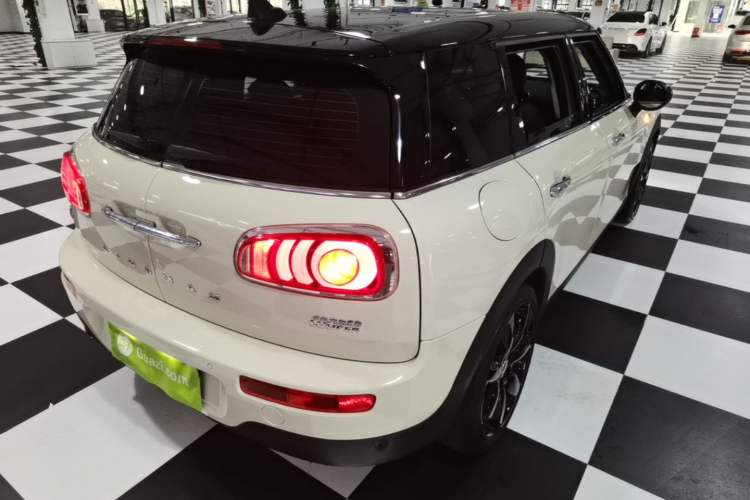 Used MINI Clubman 2016 Revised Version 1.5T COOPER Connoisseur Edition Rear Right 45 Deg