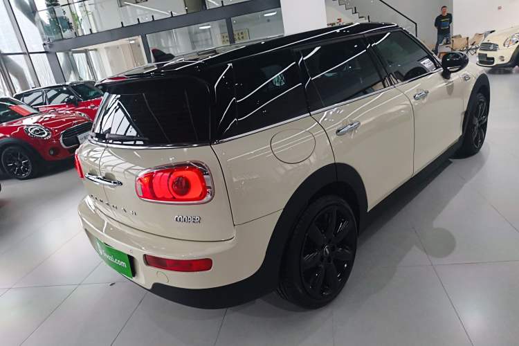 Used MINI Clubman 2016 Revised Version 1.5T COOPER Connoisseur Edition Rear Right 45 Deg