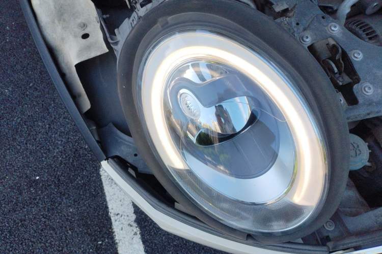 Used MINI Clubman 2016 Revised Version 1.5T COOPER Connoisseur Edition Right Front Headlight
