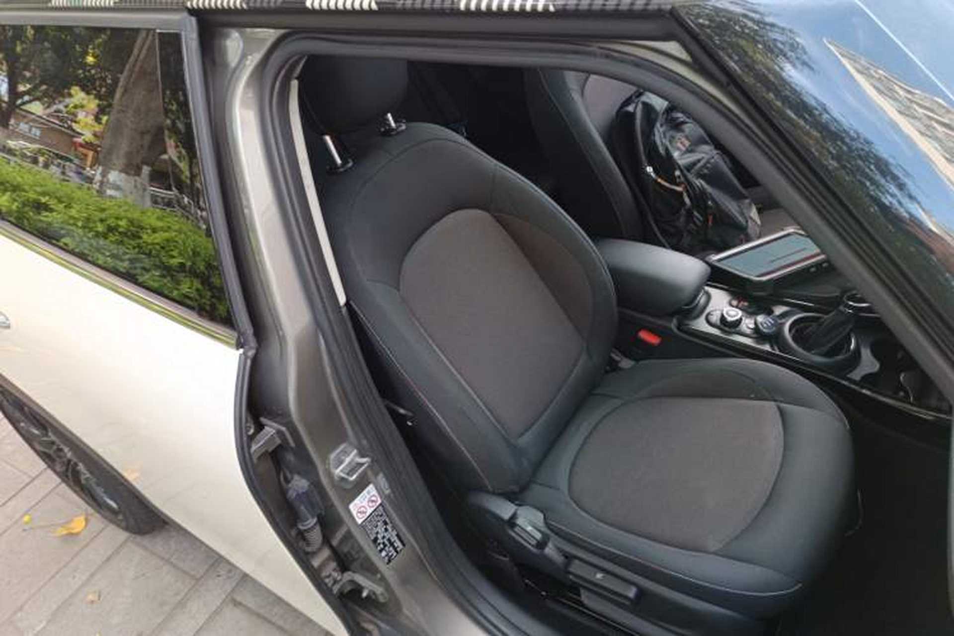 Used MINI Clubman 2016 1.5T ONE Internet Limited Edition Right Front Seat