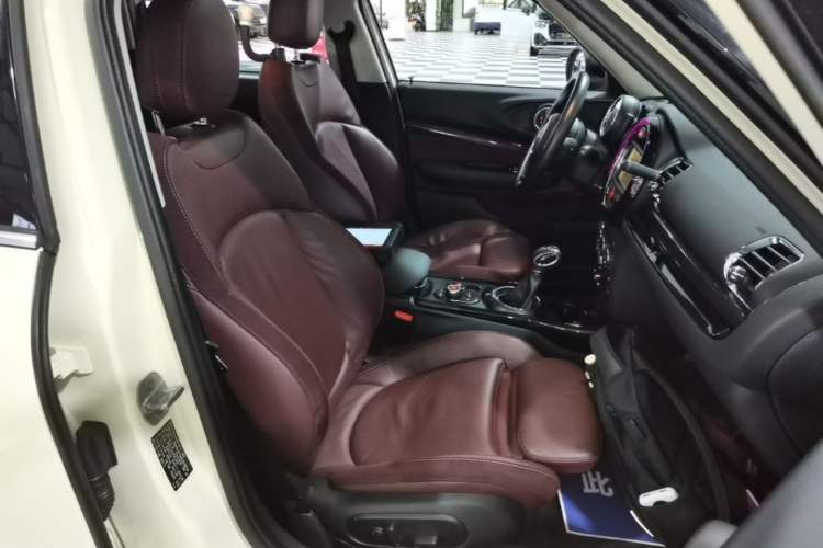 Used MINI Clubman 2016 Revised Version 1.5T COOPER Connoisseur Edition Right Front Seat