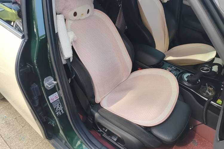 Used MINI Clubman 2016 Revised Version 1.5T COOPER Connoisseur Edition Right Front Seat