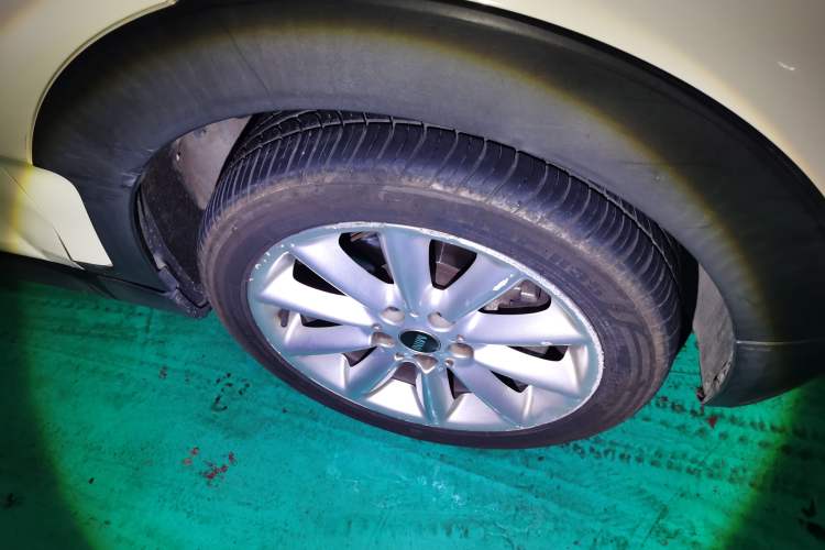 Used MINI Clubman 2016 1.5T COOPER Right Front Wheel Hub