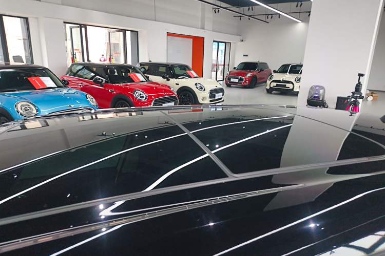 Used MINI Clubman 2016 Revised Version 1.5T COOPER Connoisseur Edition Roof