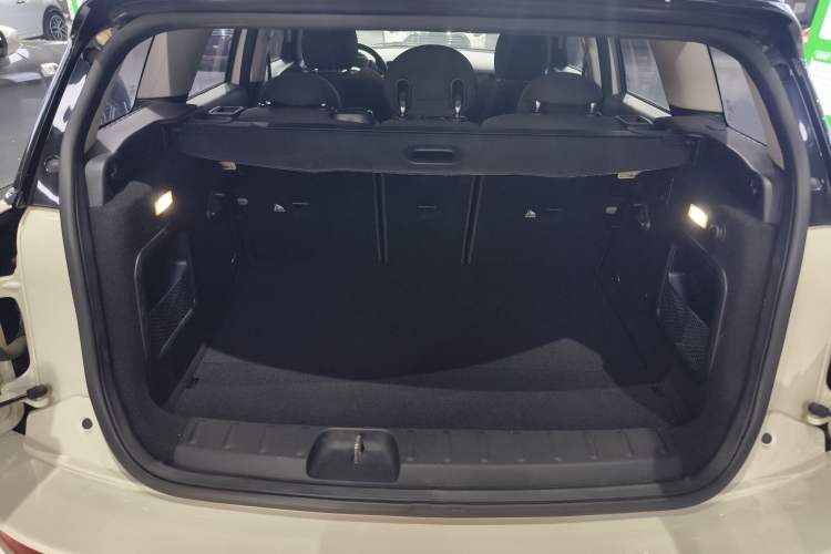 Used MINI Clubman 2016 Revised 2.0T COOPER S Trunk