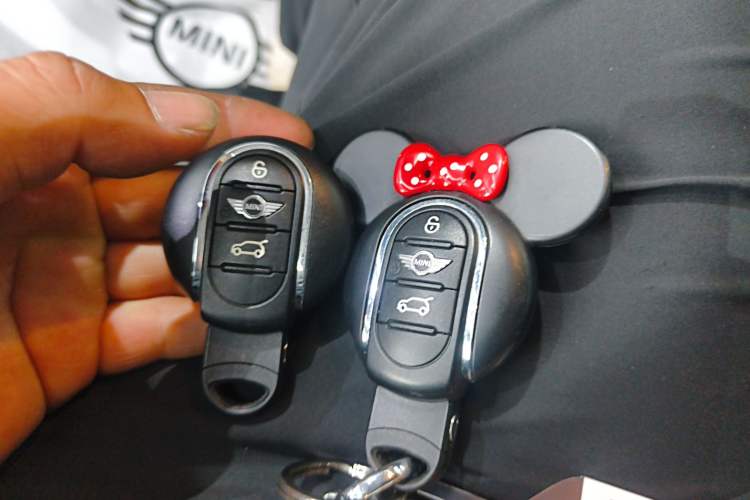 Used MINI Clubman 2016 Revised Version 1.5T COOPER Connoisseur Edition Vehicle Key