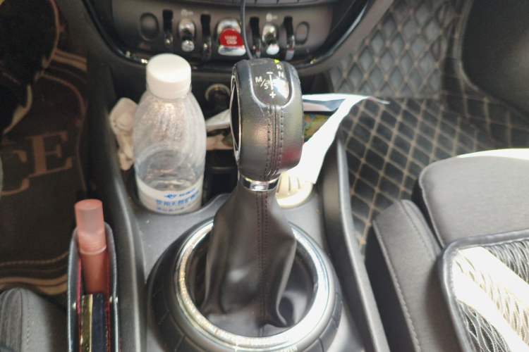 Used MINI Clubman 2016 Revised 1.5T COOPER Gear Lever