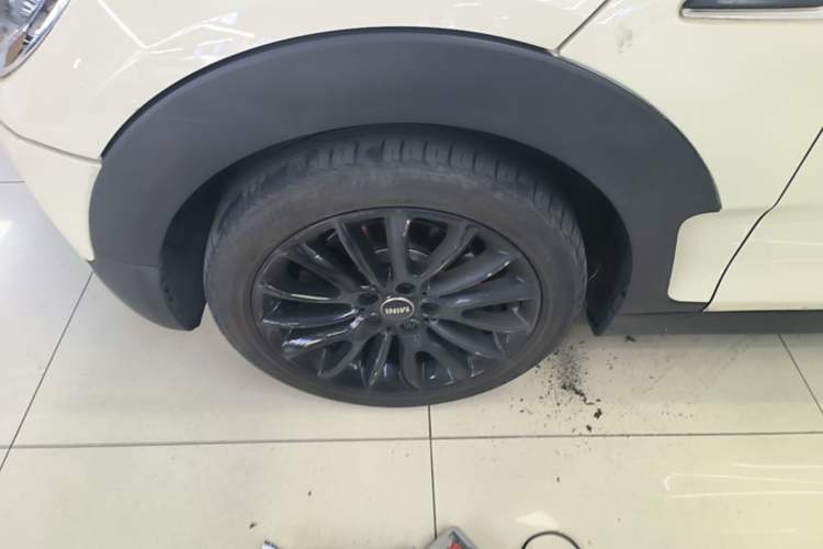 Used MINI Clubman 2016 1.5T COOPER Left Front Wheel Hub