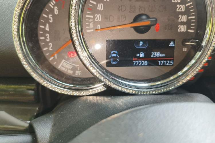 Used MINI Clubman 2016 Revised 1.5T COOPER Odometer Close Up