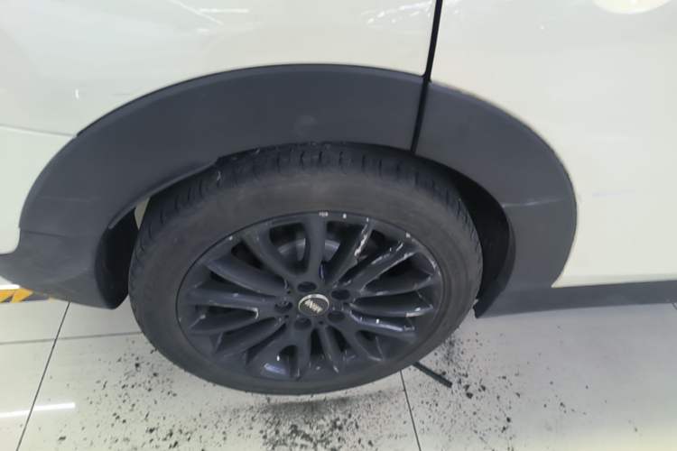 Used MINI Clubman 2016 1.5T COOPER Right Rear Wheel Hub