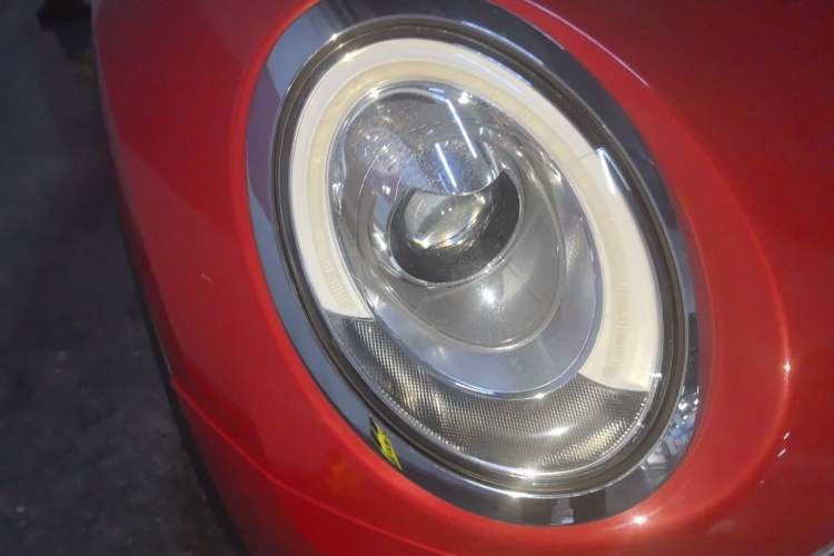Used MINI Clubman 2017 2.0T COOPER S for Car Enthusiasts Right Front Headlight