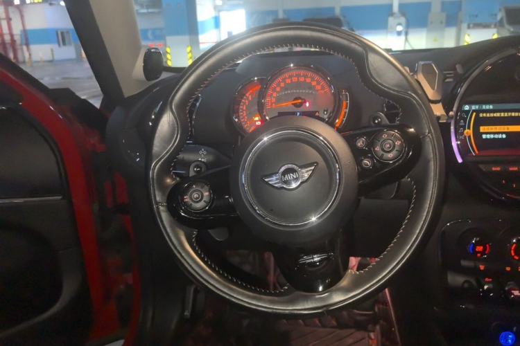 Used MINI Clubman 2017 2.0T COOPER S for Car Enthusiasts Steering Wheel